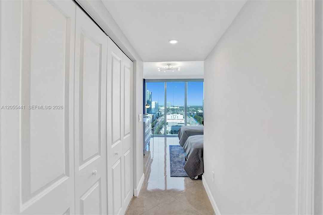 For Sale: $1,450,000 (2 beds, 2 baths, 1423 Square Feet)