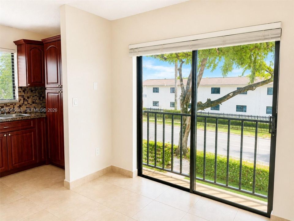 For Rent: $2,399 (2 beds, 1 baths, 1056 Square Feet)