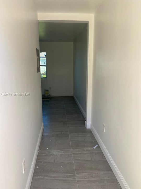В аренду: $1,450 (1 спален, 1 ванн, 2515 Квадратных фут)