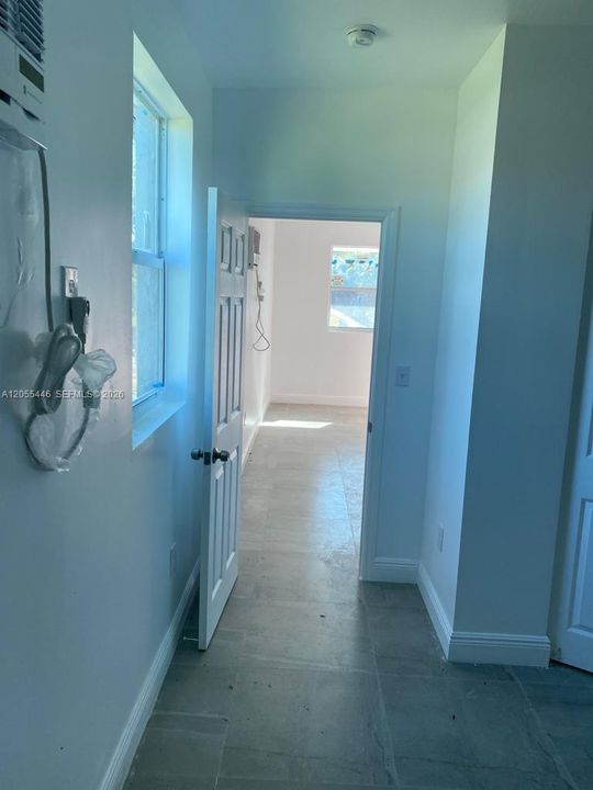 В аренду: $1,450 (1 спален, 1 ванн, 2515 Квадратных фут)