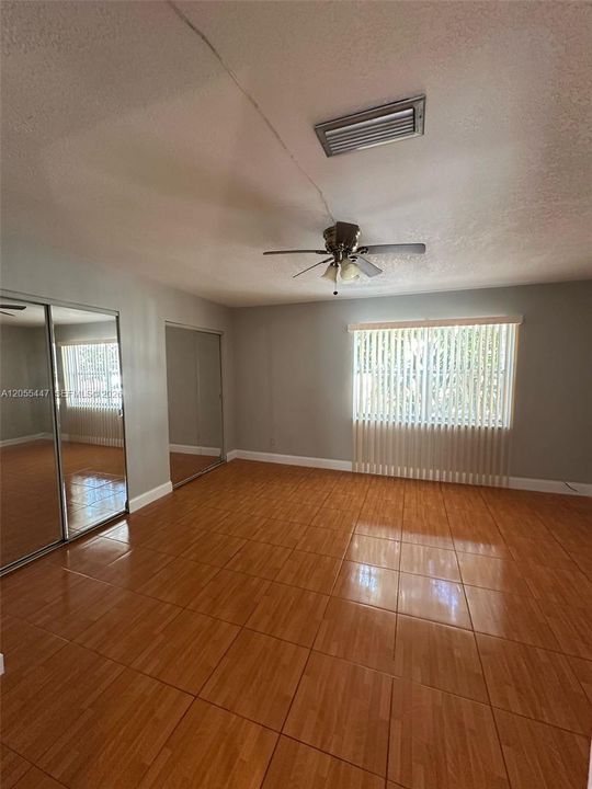 En Venta: $230,000 (2 camas, 1 baños, 1330 Pies cuadrados)
