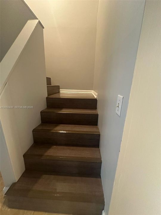 En Venta: $230,000 (2 camas, 1 baños, 1330 Pies cuadrados)