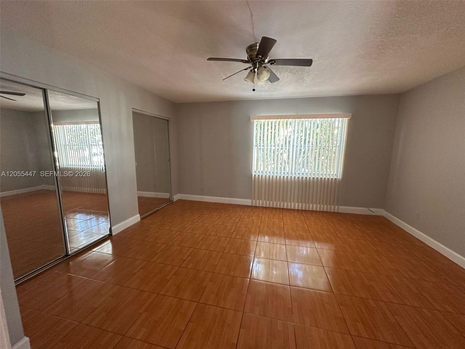 En Venta: $230,000 (2 camas, 1 baños, 1330 Pies cuadrados)