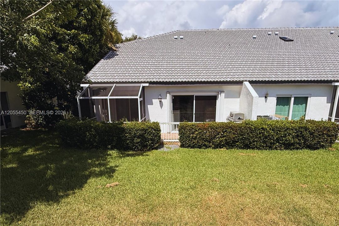 В аренду: $3,950 (4 спален, 2 ванн, 2006 Квадратных фут)