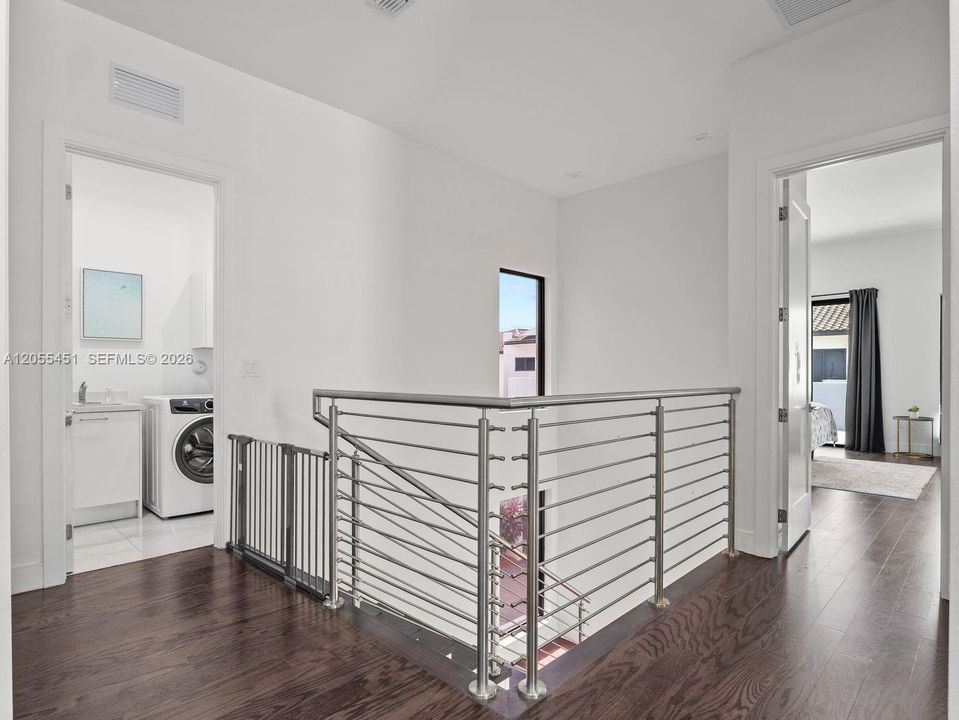 En Venta: $1,999,999 (4 camas, 4 baños, 3995 Pies cuadrados)