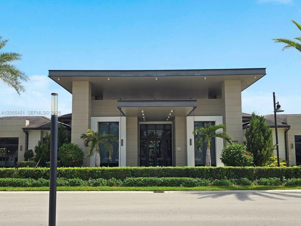 En Venta: $1,999,999 (4 camas, 4 baños, 3995 Pies cuadrados)
