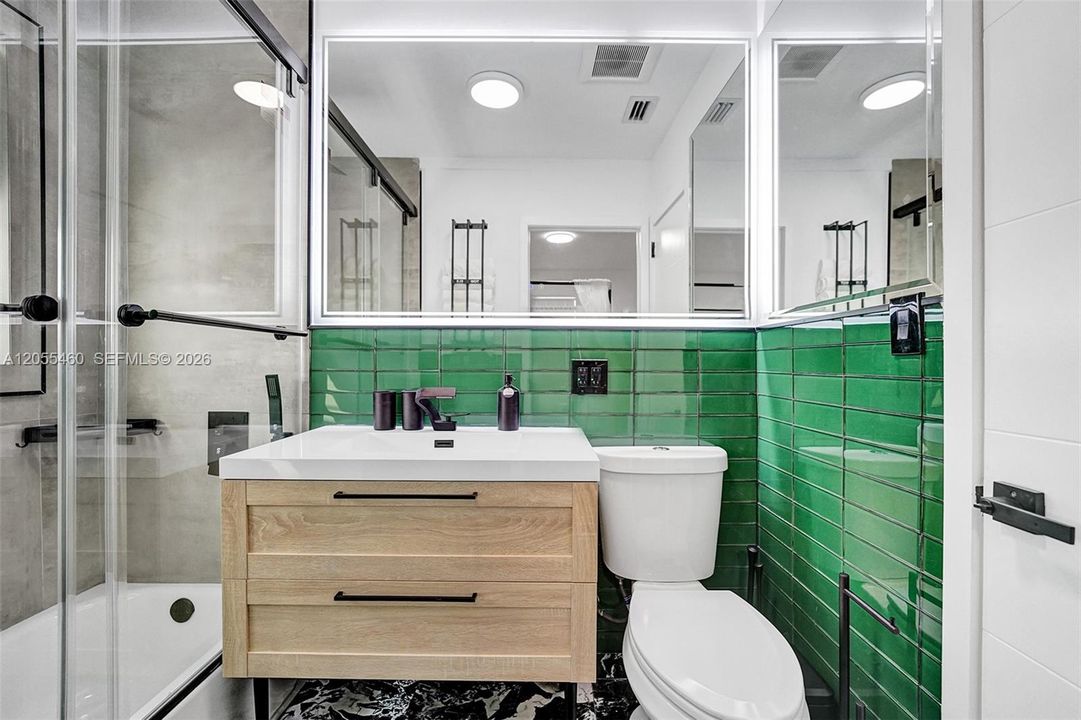 В аренду: $4,950 (4 спален, 3 ванн, 1260 Квадратных фут)