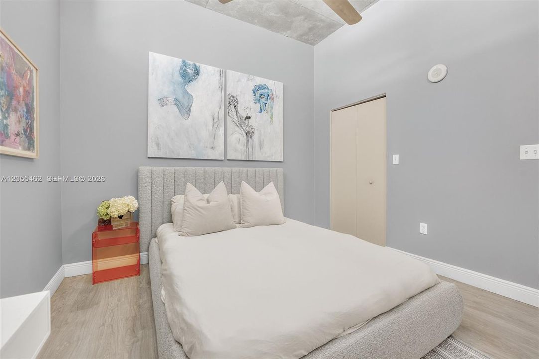 В аренду: $3,200 (1 спален, 1 ванн, 794 Квадратных фут)