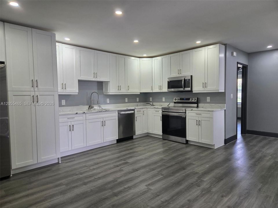 For Rent: $2,900 (3 beds, 2 baths, 0 Square Feet)