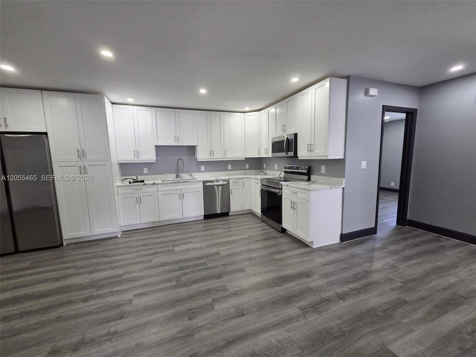 For Rent: $2,900 (3 beds, 2 baths, 0 Square Feet)