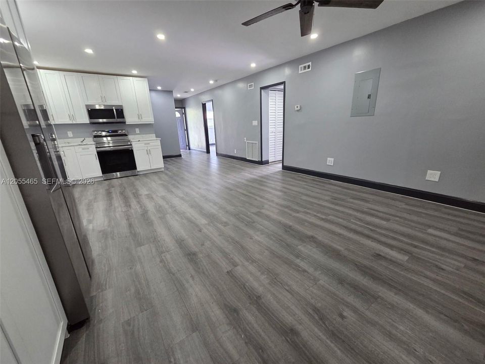 For Rent: $2,900 (3 beds, 2 baths, 0 Square Feet)
