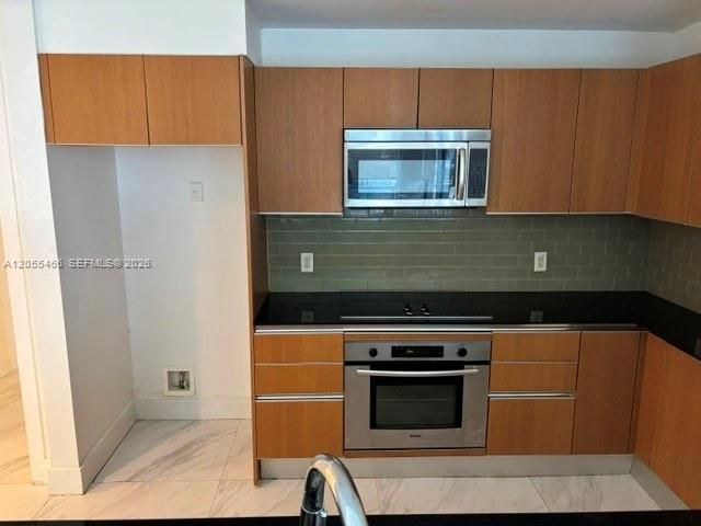 На продажу: $489,900 (2 спален, 2 ванн, 1288 Квадратных фут)