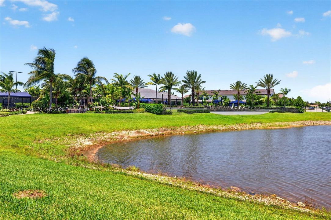 En Venta: $850,000 (3 camas, 2 baños, 1941 Pies cuadrados)