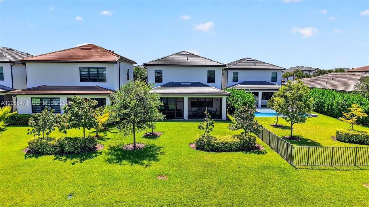 En Venta: $850,000 (3 camas, 2 baños, 1941 Pies cuadrados)