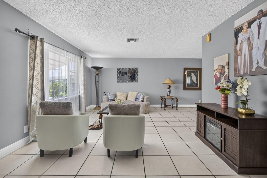 11-web-or-mls-BS1A2256
