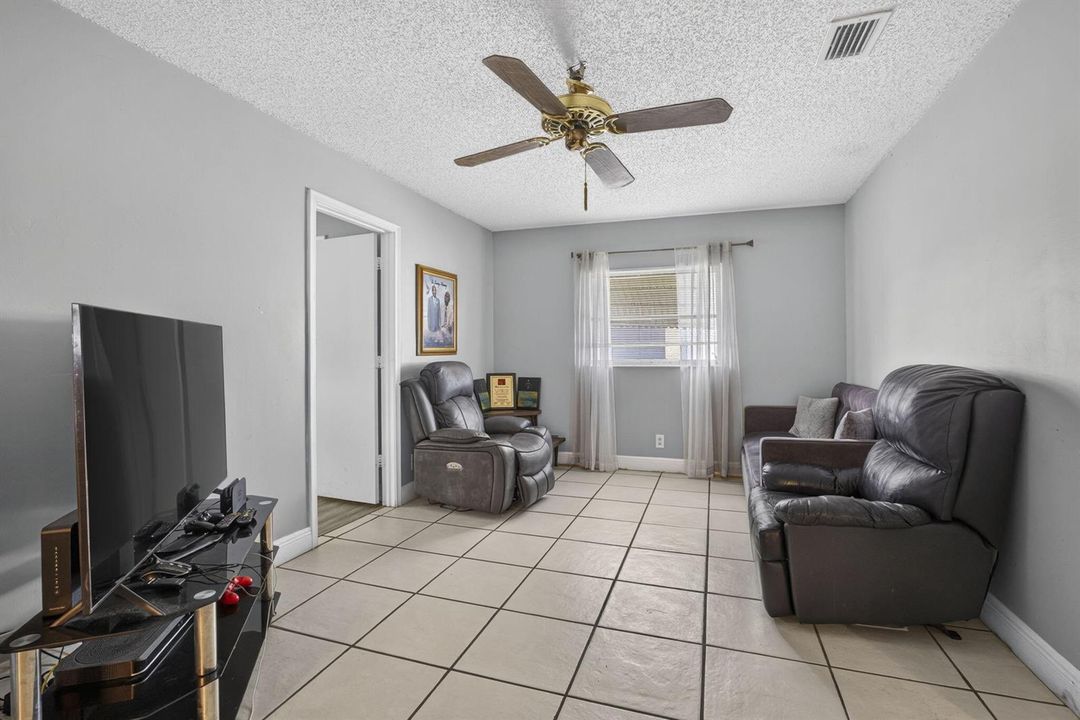 16-web-or-mls-BS1A2281
