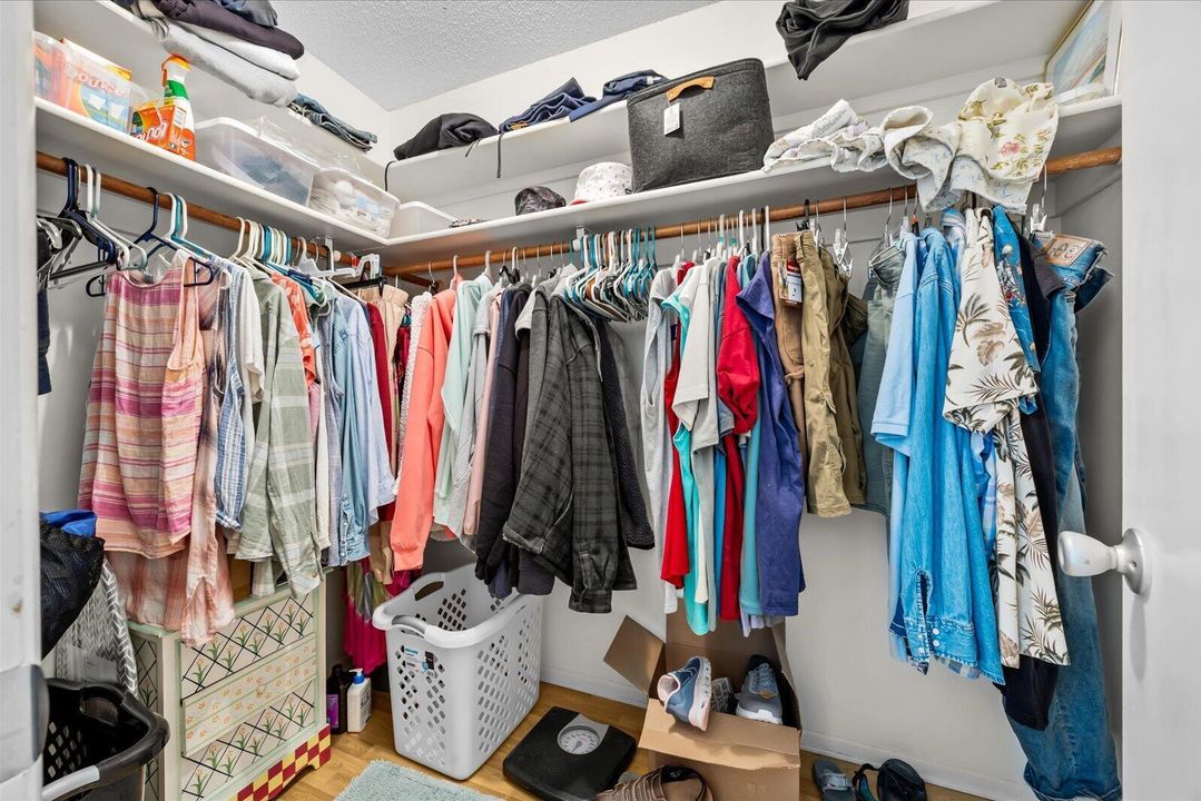 Walk In Closet
