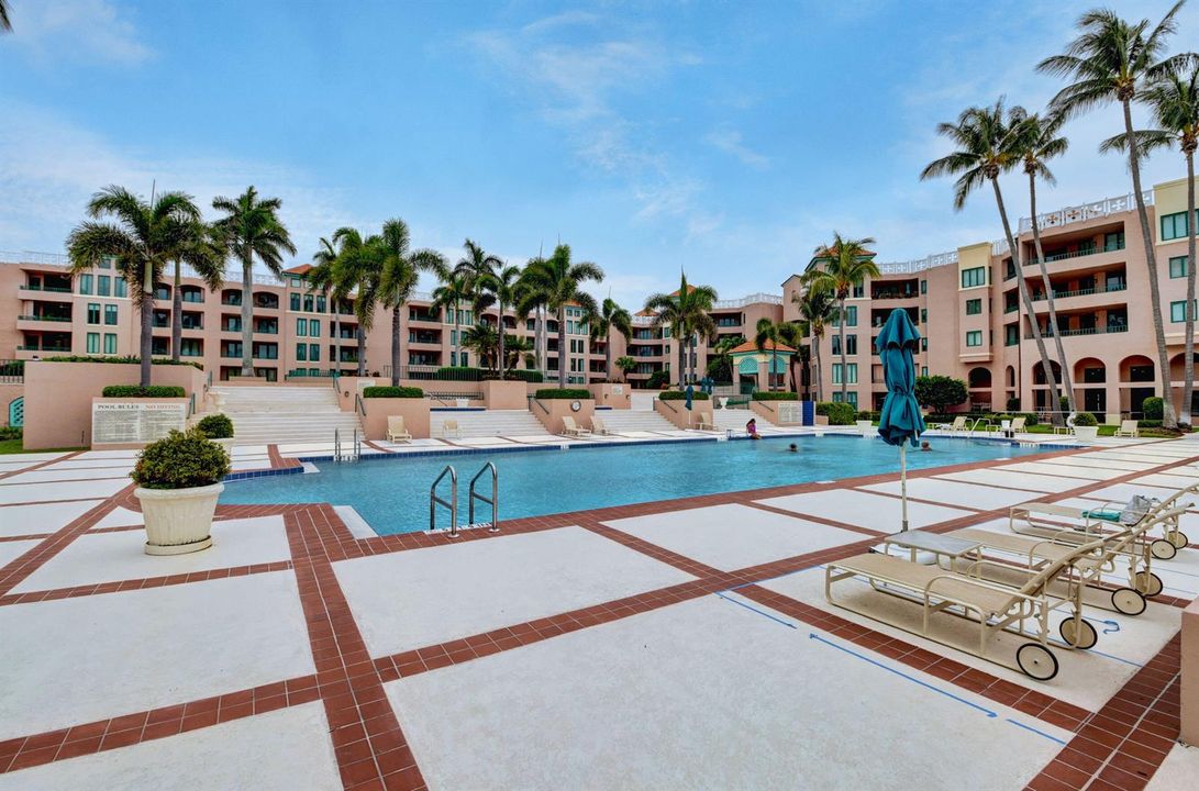 Mizner court