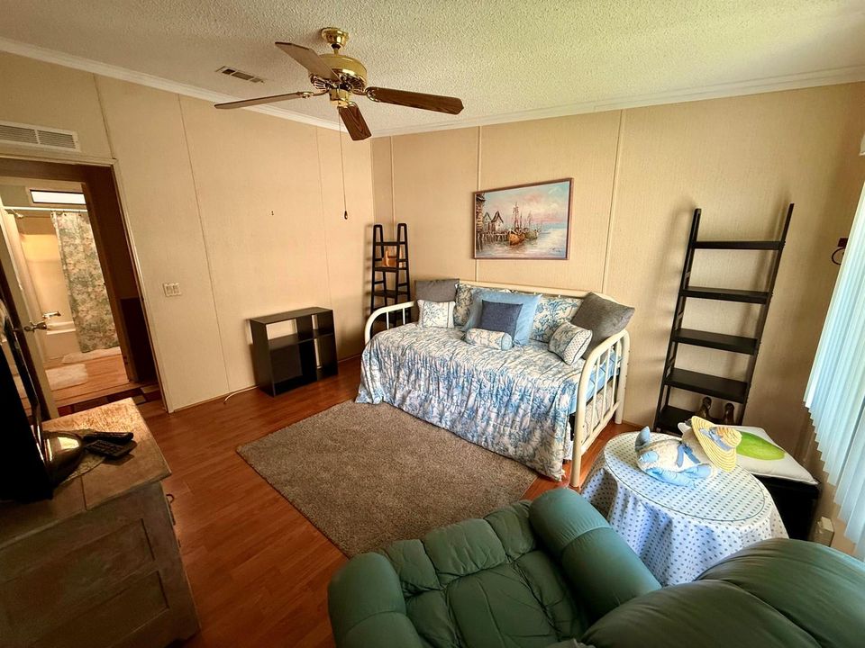 Bedroom 2-3