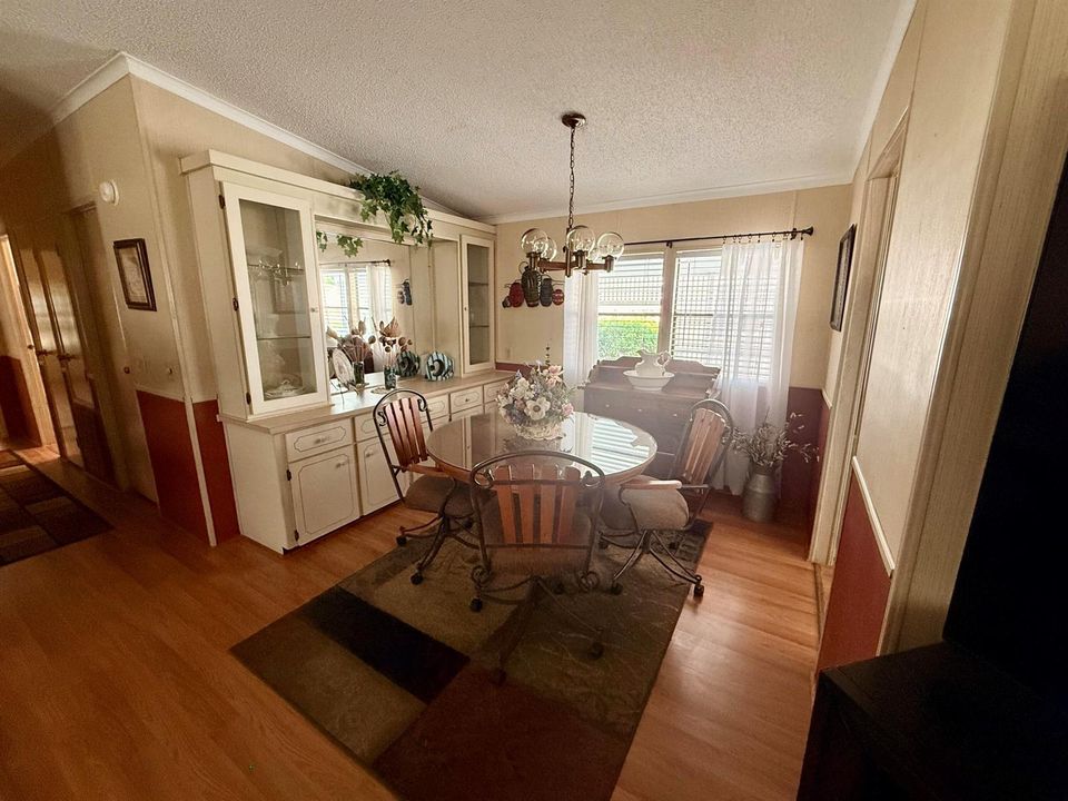 Formal Dining
