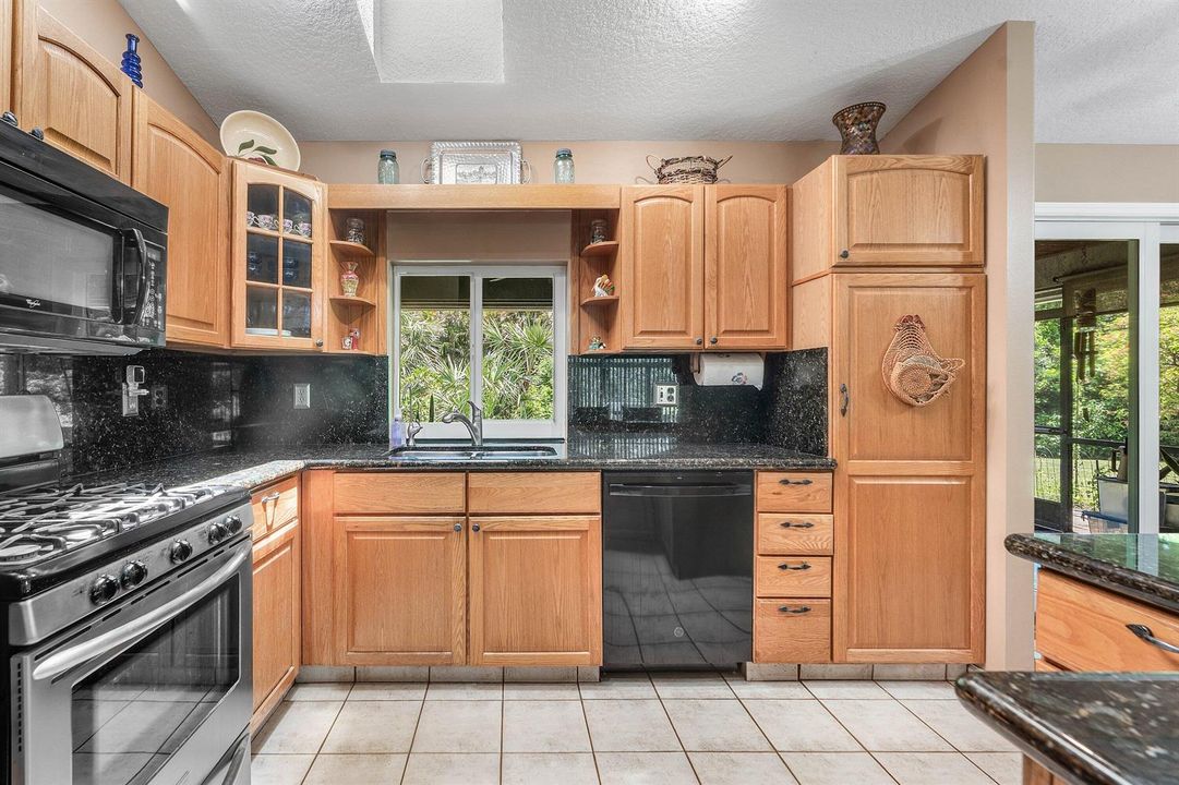 015-1354874thStreetNorth-WestPalmBeach-F