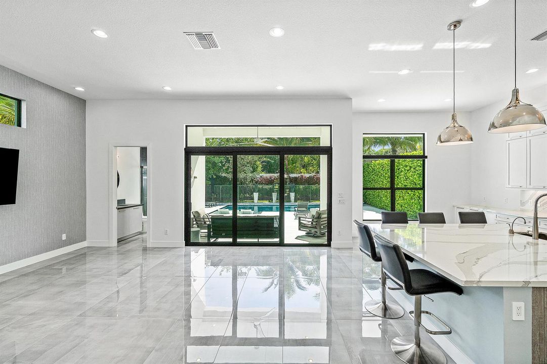 023-9006DulcettoCourt-BocaRaton-FL-33496