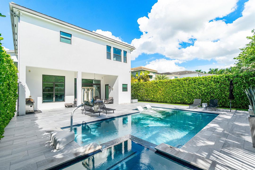 058-9006DulcettoCourt-BocaRaton-FL-33496