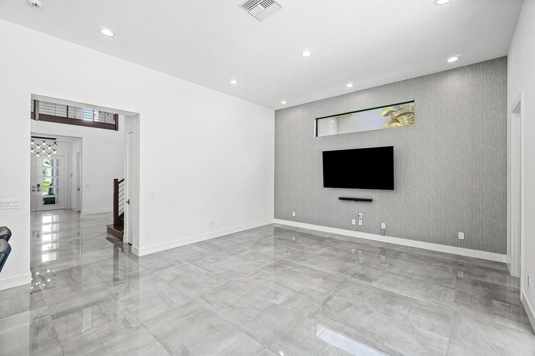 015-9006DulcettoCourt-BocaRaton-FL-33496
