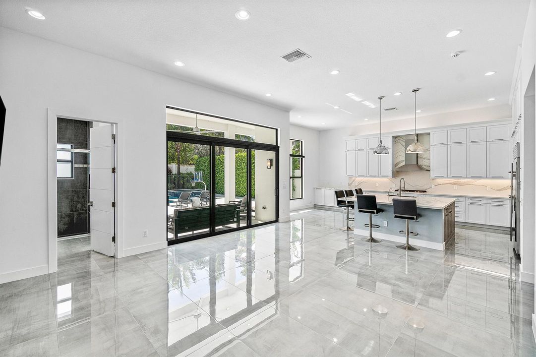 022-9006DulcettoCourt-BocaRaton-FL-33496
