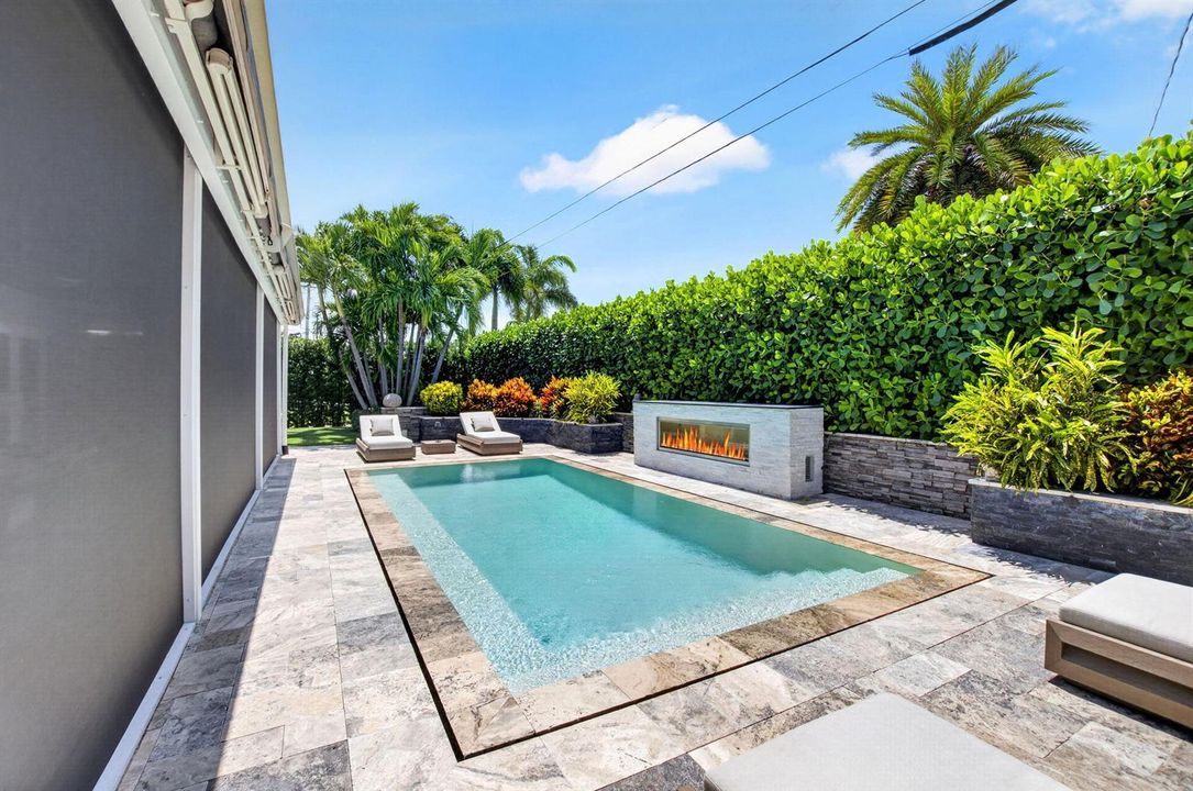 POOL/BACKYARD VIEW