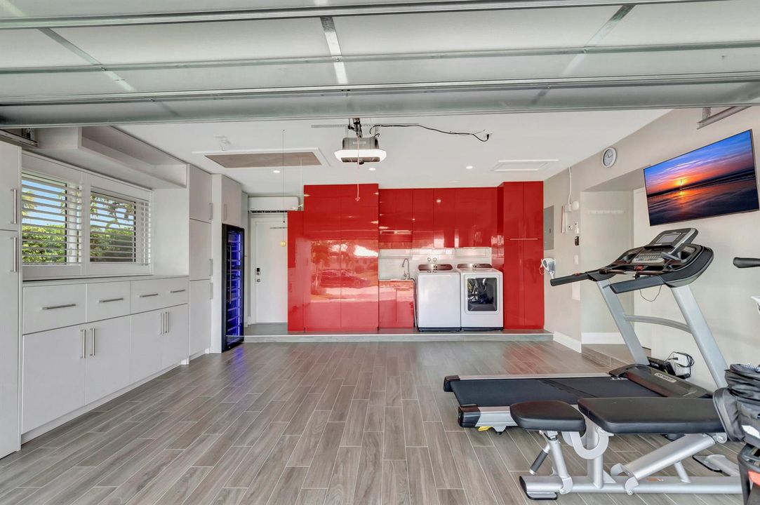 AIR CONDITIONED GARAGE VIEW