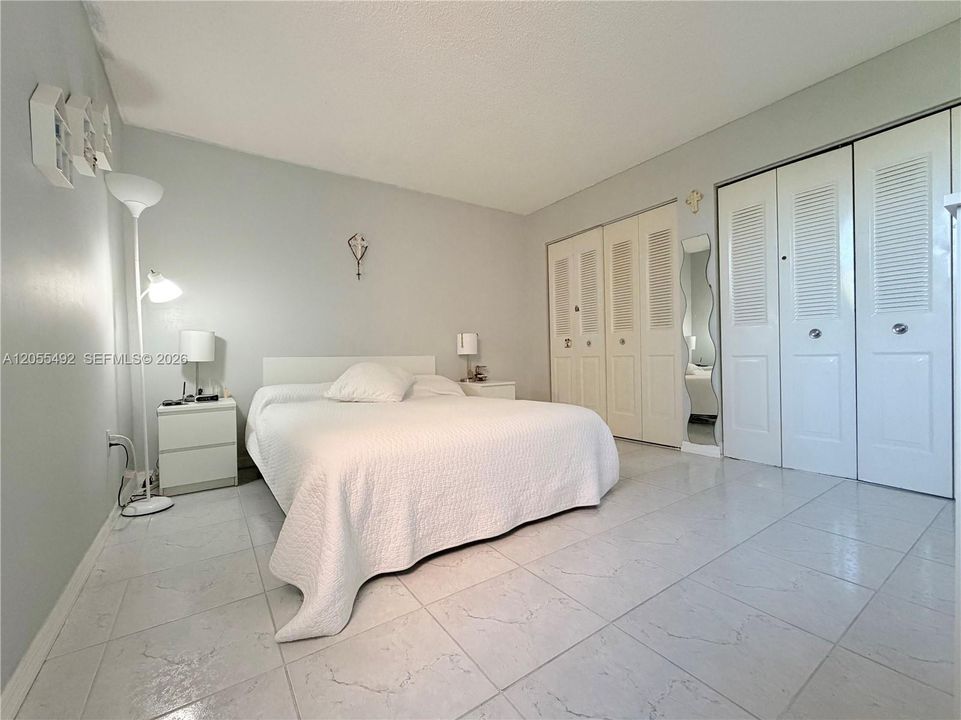 En Renta: $2,400 (2 camas, 2 baños, 1086 Pies cuadrados)