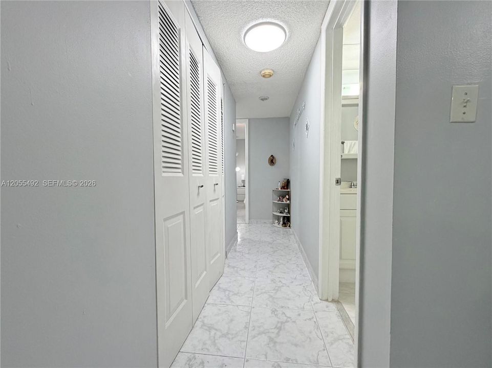 En Renta: $2,400 (2 camas, 2 baños, 1086 Pies cuadrados)