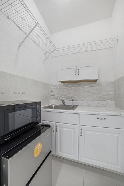 В аренду: $3,700 (3 спален, 2 ванн, 1428 Квадратных фут)