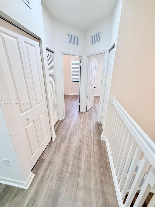 For Sale: $419,000 (3 beds, 2 baths, 1539 Square Feet)