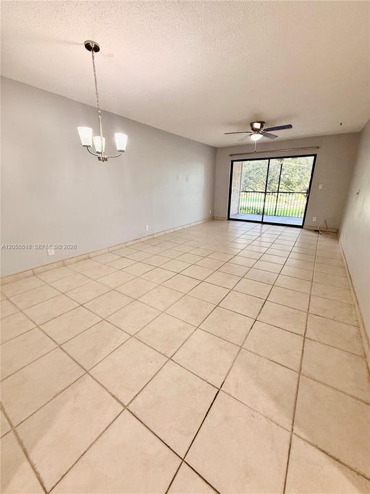 В аренду: $2,200 (2 спален, 2 ванн, 960 Квадратных фут)
