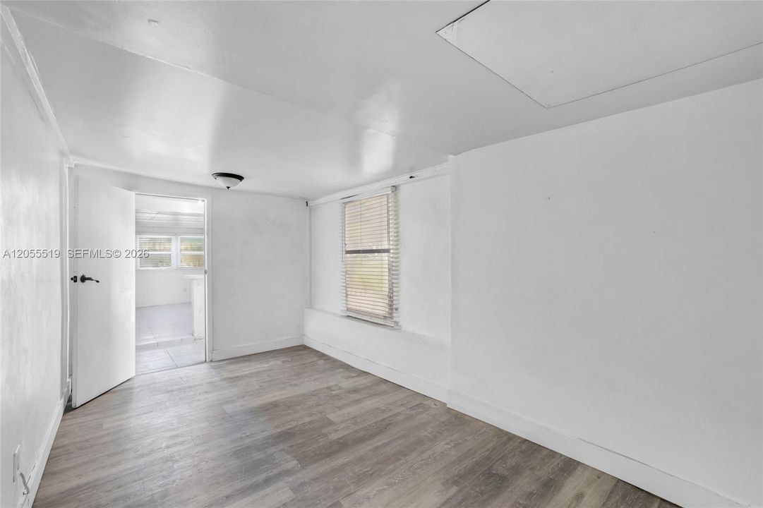 En Venta: $299,000 (2 camas, 1 baños, 840 Pies cuadrados)