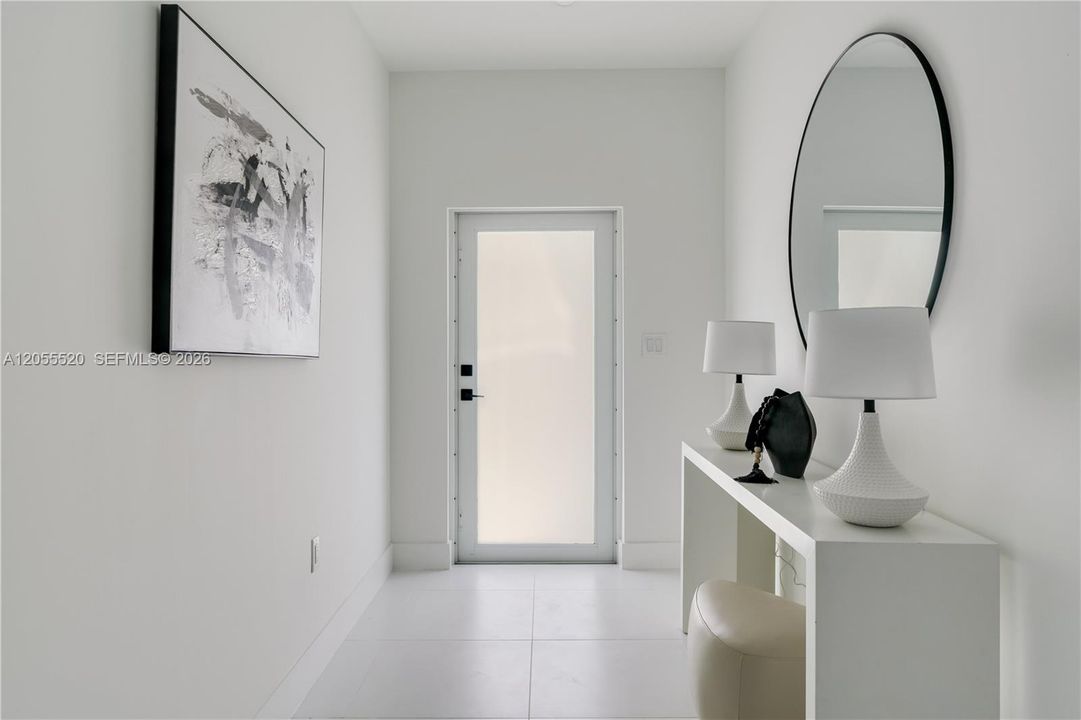 For Rent: $5,500 (3 beds, 2 baths, 0 Square Feet)