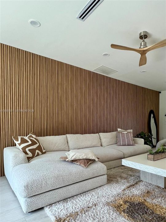 En Renta: $11,600 (3 camas, 3 baños, 1832 Pies cuadrados)