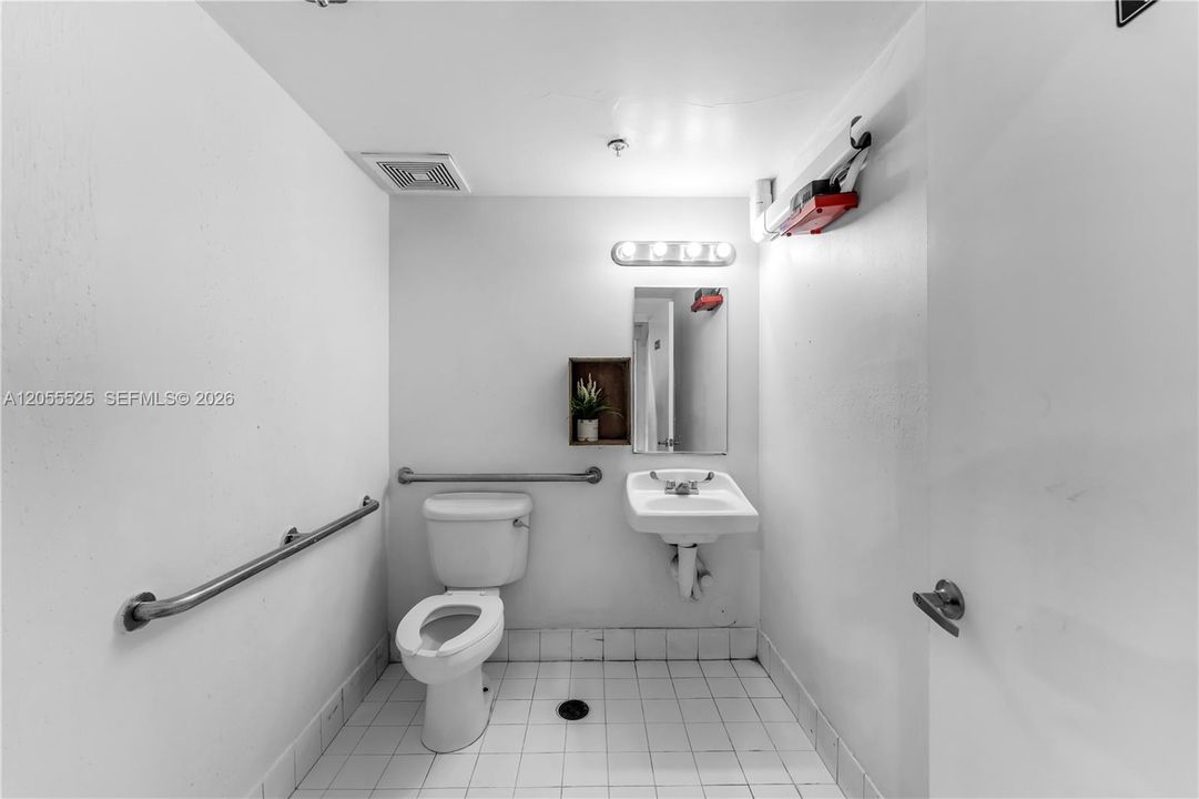 For Rent: $3,400 (0 beds, 0 baths, 0 Square Feet)