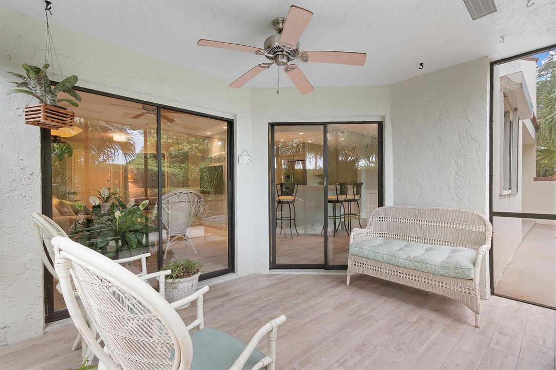 Covered/screened patio