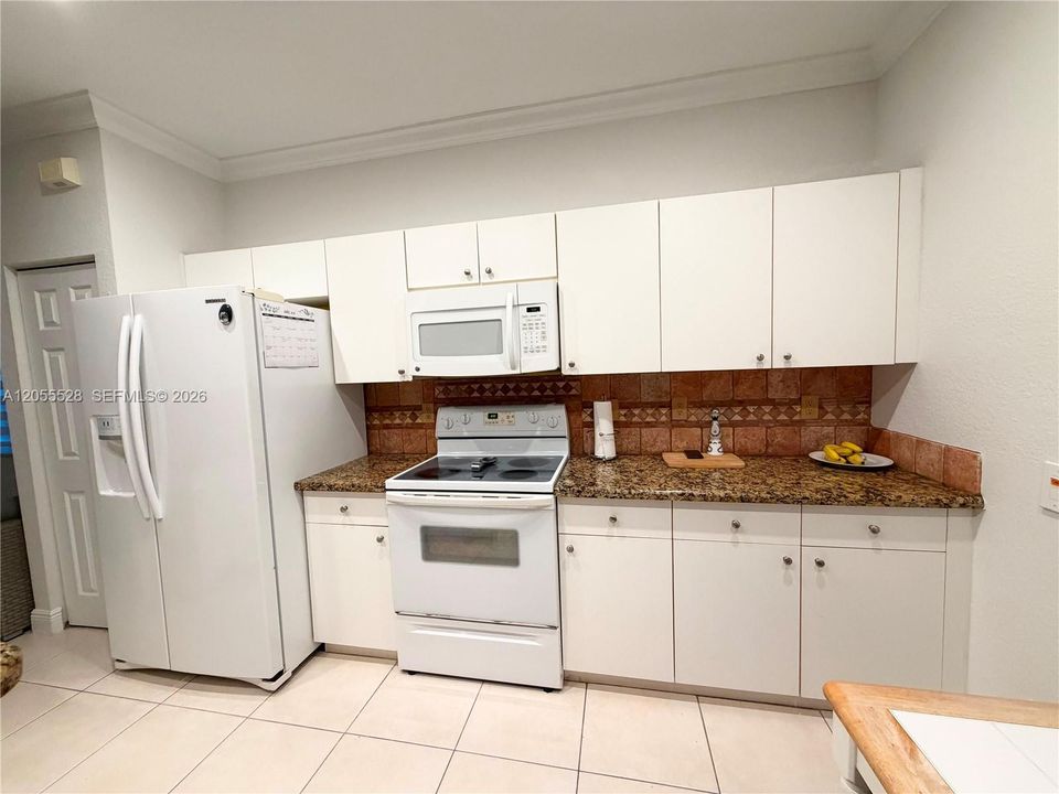 For Sale: $900,000 (4 beds, 2 baths, 1802 Square Feet)