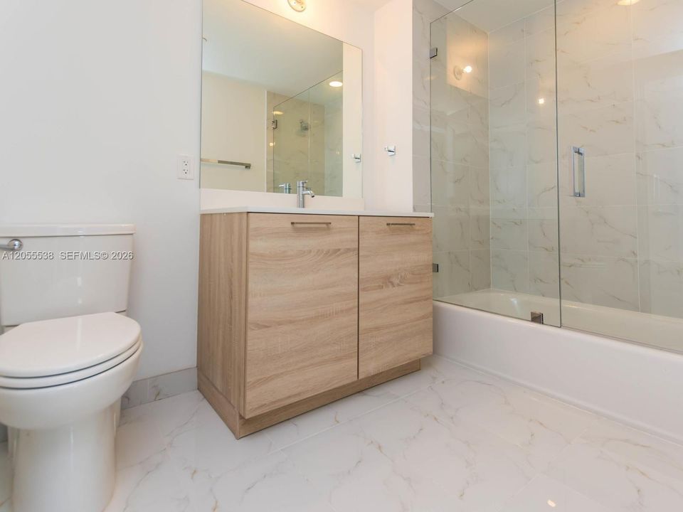 На продажу: $649,000 (2 спален, 2 ванн, 1119 Квадратных фут)