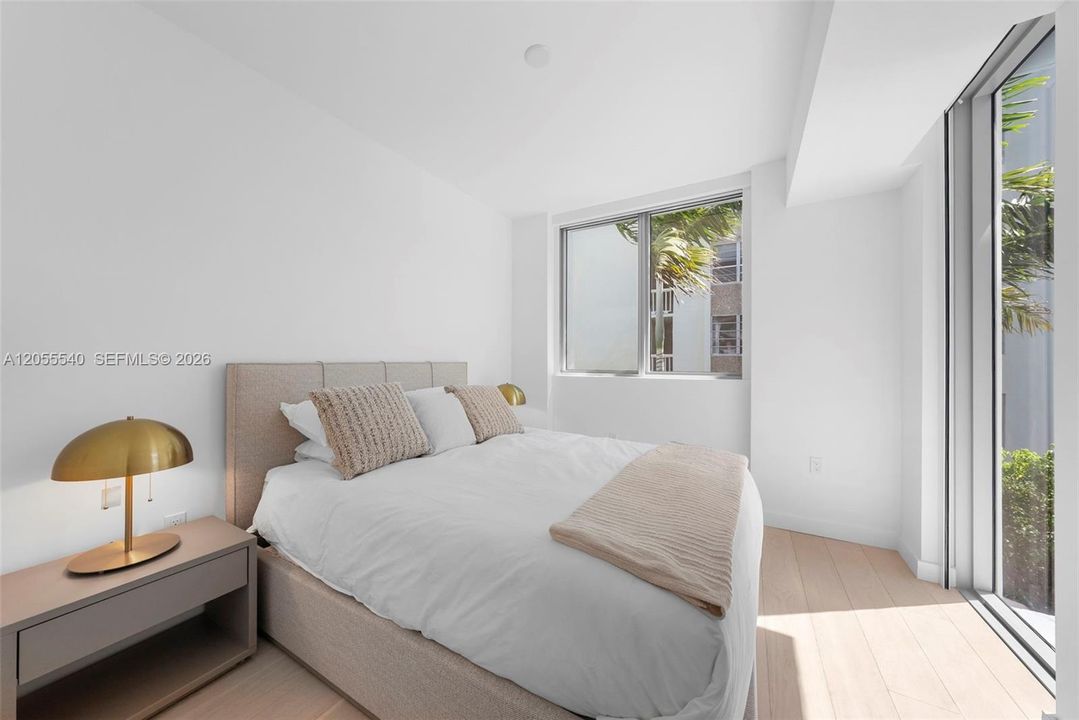 For Rent: $9,900 (2 beds, 2 baths, 1420 Square Feet)
