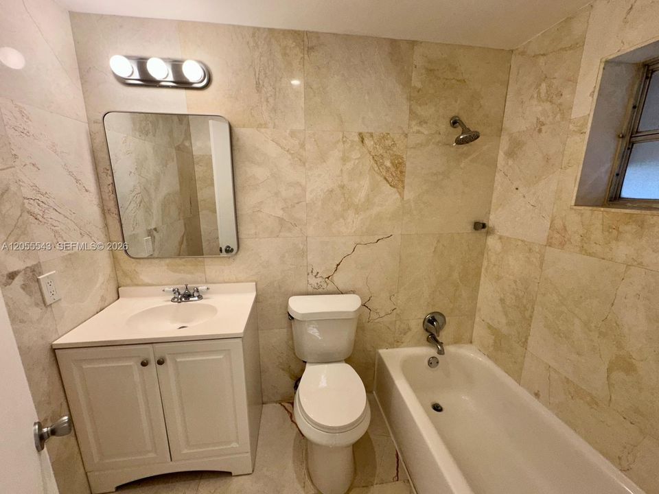 В аренду: $1,975 (1 спален, 1 ванн, 0 Квадратных фут)