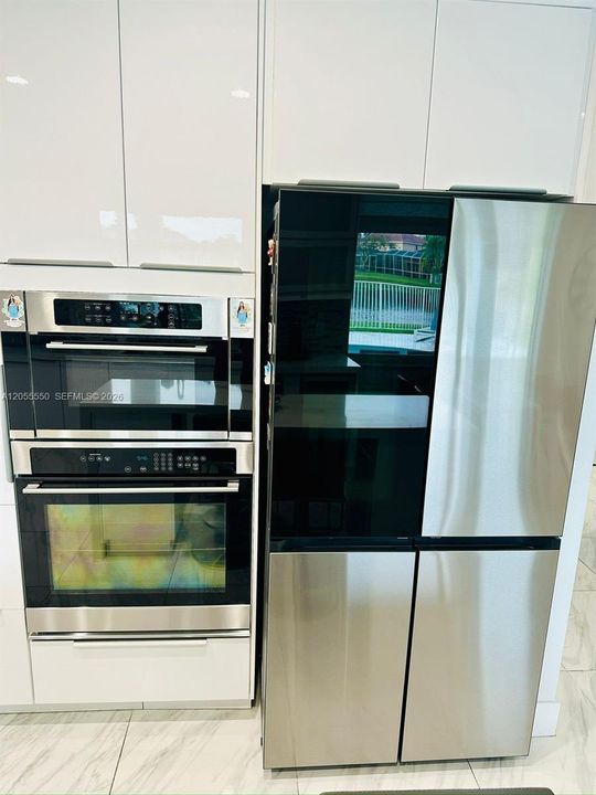 В аренду: $9,000 (5 спален, 4 ванн, 3170 Квадратных фут)