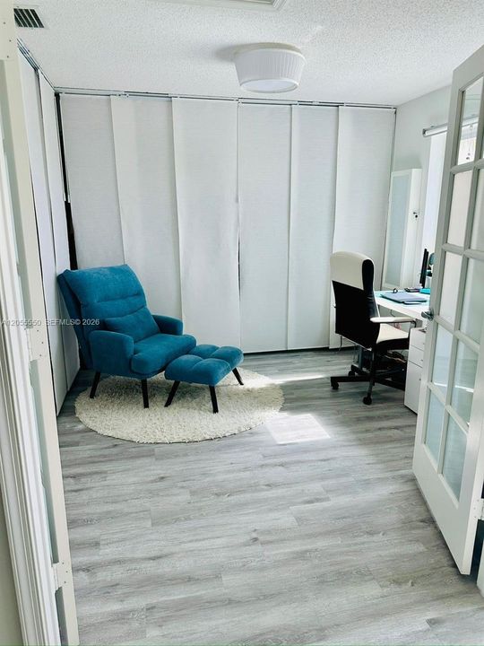 В аренду: $9,000 (5 спален, 4 ванн, 3170 Квадратных фут)