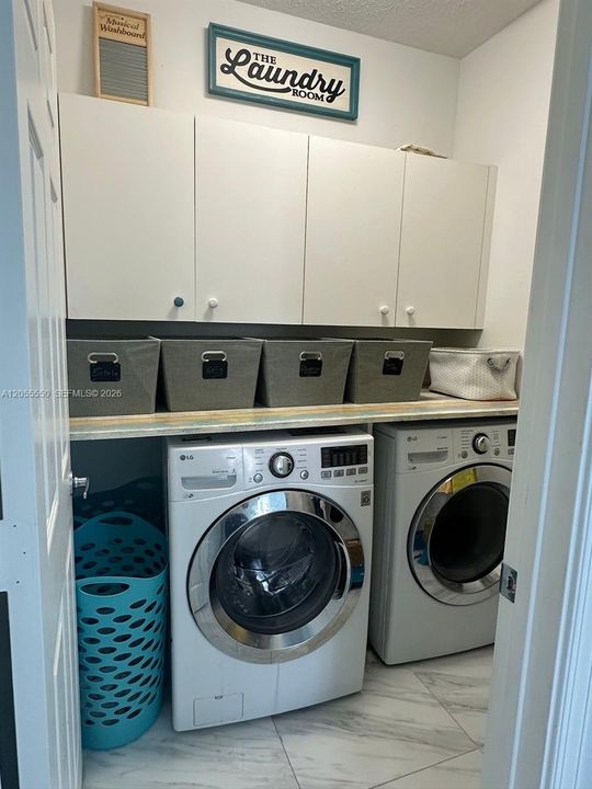 В аренду: $9,000 (5 спален, 4 ванн, 3170 Квадратных фут)
