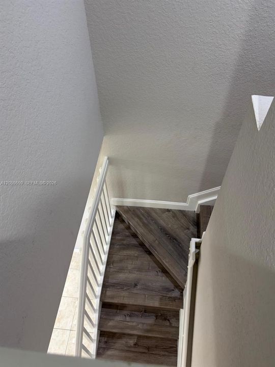 В аренду: $2,500 (3 спален, 2 ванн, 1580 Квадратных фут)