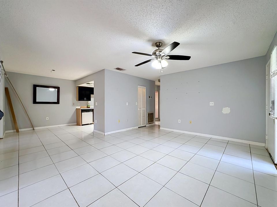 5354 Royal Palm Avenue #5354-18